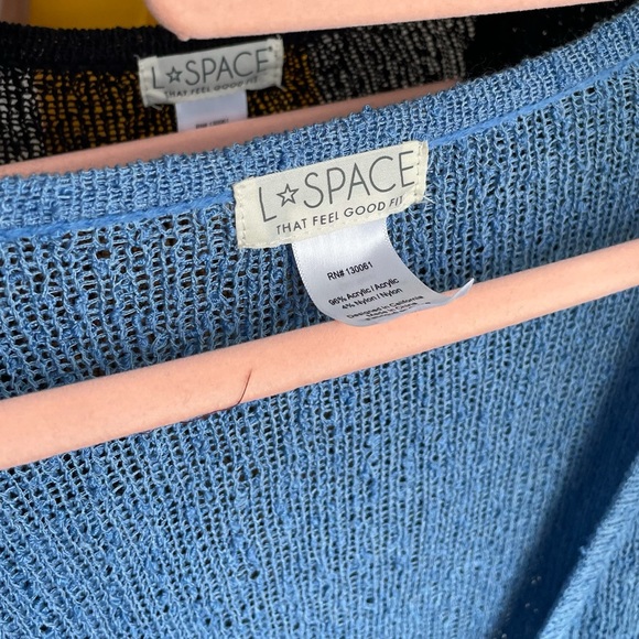 L*space knit coverup (2 colours) - Picture 3 of 4